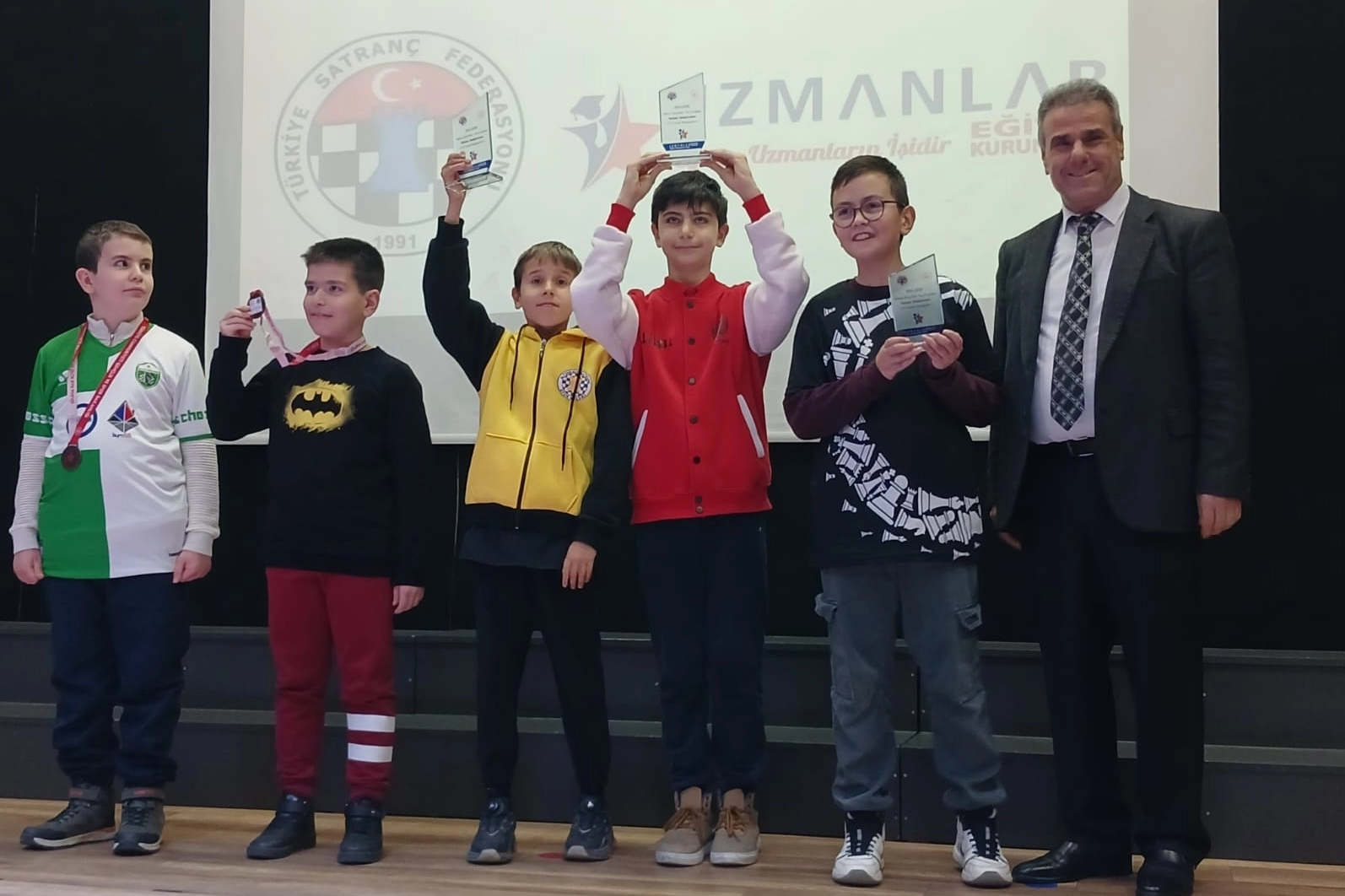 Uzmanlar Koleji’nde satranç şöleni yaşandı